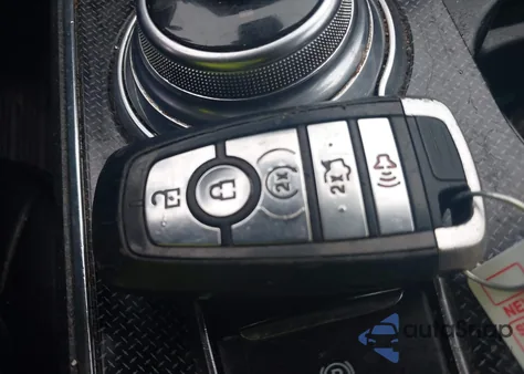 2021 Ford Edge St-Line from USA, damaged, VIN 2FMPK4J9XMBA64821